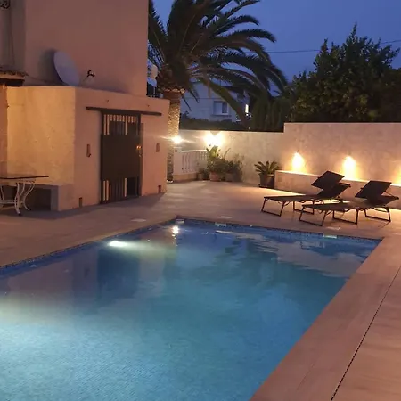 Pinos 8f Villa